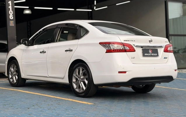 imagem-https://www.socarrao.com.br/sc-vehicle-images-prod/4422540/1792679244706-gb-fea81cf.jpeg