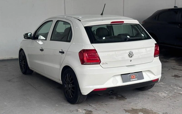imagem-https://www.socarrao.com.br/sc-vehicle-images-prod/4422543/1792763794816-8590452_3_B_2d5904a202.jpeg
