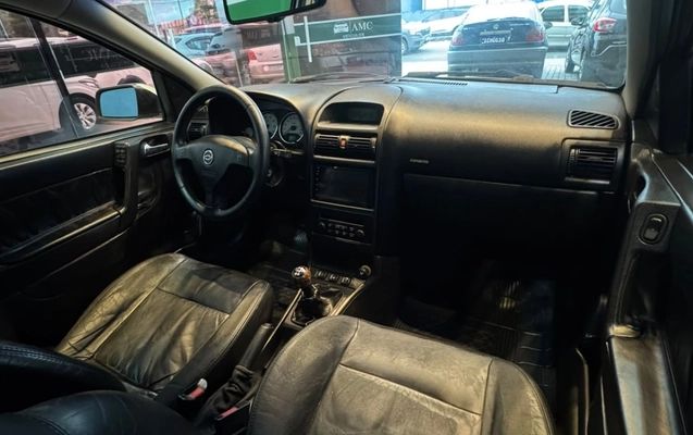imagem-https://www.socarrao.com.br/sc-vehicle-images-prod/4422567/1792694286994-V2hhdHNBcHAgSW1hZ2UgMjAyNi0xMC0yMiBhdCAxMS4wOC4xNiAoMikuanBlZw.jpeg