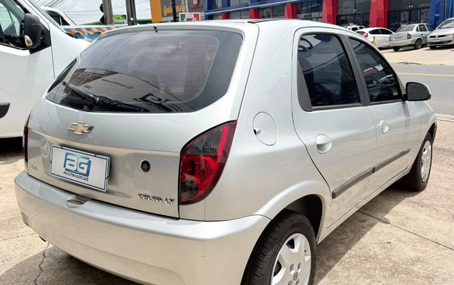 imagem-https://www.socarrao.com.br/sc-vehicle-images-prod/4422621/1792679790657-gb-2a8340a.jpeg