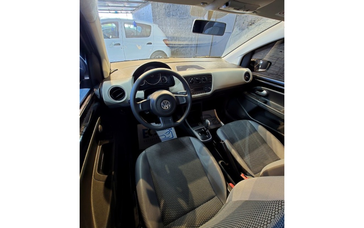 imagem-https://www.socarrao.com.br/sc-vehicle-images-prod/4422622/1792679795113-OC0wMzgyMTNiNDFkNjZhOGI2YWU4MzA1MDk3YWRlNjIxMi5qcGc.jpg