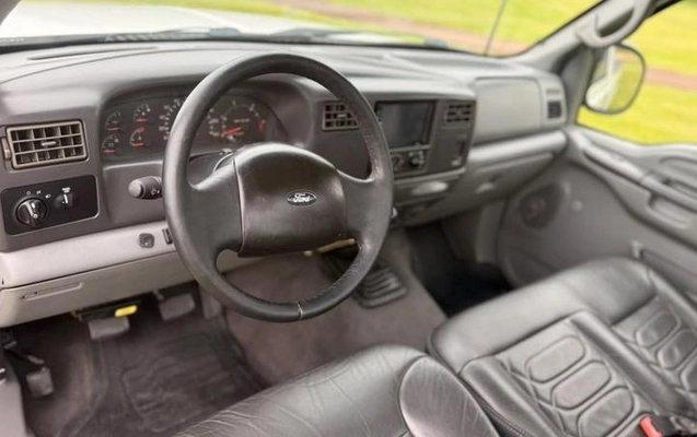 imagem-https://www.socarrao.com.br/sc-vehicle-images-prod/4422648/1792679945808-8595118_10_B_24d560c2f7.jpeg