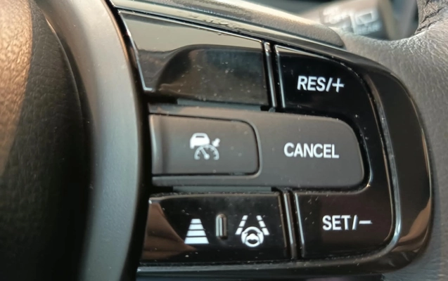 imagem-https://www.socarrao.com.br/sc-vehicle-images-prod/4422652/1792679975861-JHPz0Lm34hgiHRNgy0AZyNjtstatIin4.jpg