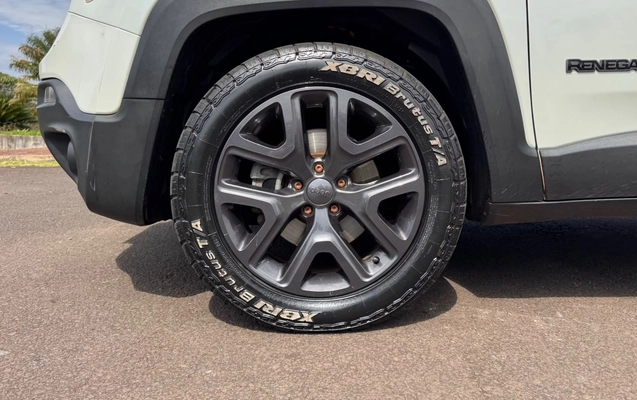 imagem-https://www.socarrao.com.br/sc-vehicle-images-prod/4422666/1792680093956-V2hhdHNBcHAgSW1hZ2UgMjAyNi0xMC0yMSBhdCAxNi4yMy4yNS5qcGVn.jpeg