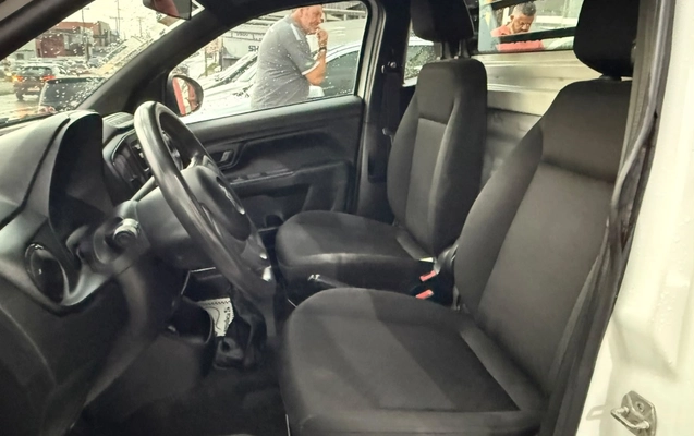 imagem-https://www.socarrao.com.br/sc-vehicle-images-prod/4422670/1792680124430-V2hhdHNBcHAgSW1hZ2UgMjAyNi0xMC0wOSBhdCAxNi40OS4wNCAoMSkuanBlZw.jpeg