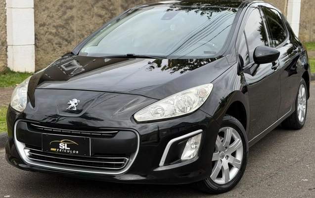 imagem-https://www.socarrao.com.br/sc-vehicle-images-prod/4422694/1792680525569-V2hhdHNBcHAgSW1hZ2UgMjAyNi0xMC0yMSBhdCAxNS41MS41MyAoMikuanBlZw.jpeg