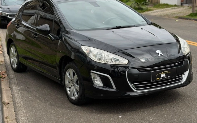 imagem-https://www.socarrao.com.br/sc-vehicle-images-prod/4422694/1792680526287-V2hhdHNBcHAgSW1hZ2UgMjAyNi0xMC0yMSBhdCAxNS41MS41NSAoMSkuanBlZw.jpeg