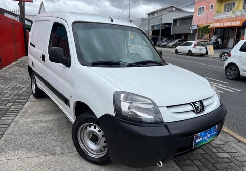 Peugeot Partner 2022 Branco — foto 1 de 3