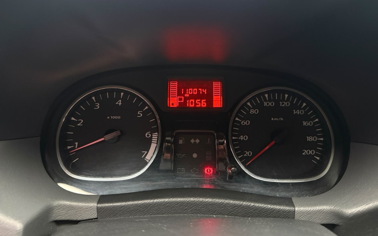 imagem-https://www.socarrao.com.br/sc-vehicle-images-prod/4422760/1792680960982-V2hhdHNBcHAgSW1hZ2UgMjAyNi0xMC0yMiBhdCAxMS4xMS4xMCAoMikuanBlZw.jpeg
