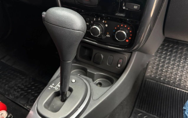 imagem-https://www.socarrao.com.br/sc-vehicle-images-prod/4422760/1792680961047-V2hhdHNBcHAgSW1hZ2UgMjAyNi0xMC0yMiBhdCAxMS4xMS4xMCAoMSkuanBlZw.jpeg