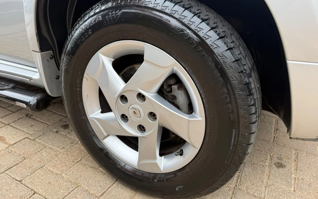 imagem-https://www.socarrao.com.br/sc-vehicle-images-prod/4422760/1792680962671-V2hhdHNBcHAgSW1hZ2UgMjAyNi0xMC0yMiBhdCAxMS4xMS4wNiAoMikuanBlZw.jpeg