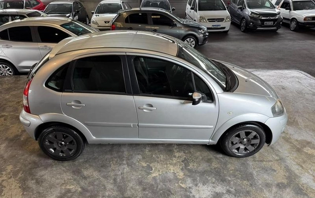 imagem-https://www.socarrao.com.br/sc-vehicle-images-prod/4422783/1792681224563-8592407_12_B_3b6b362958.jpeg