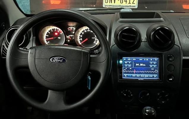 imagem-https://www.socarrao.com.br/sc-vehicle-images-prod/4422831/1792681536625-c8b1d0e8d5635df2eb9cec5aeb7a9e56_big.jpeg