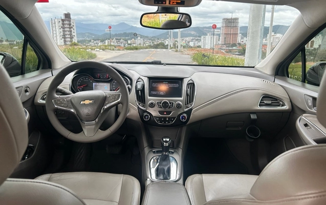imagem-https://www.socarrao.com.br/sc-vehicle-images-prod/4422840/1792681634259-1_051830.jpg