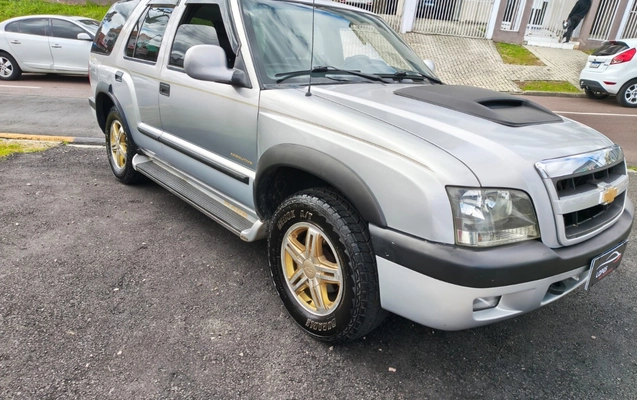 imagem-https://www.socarrao.com.br/sc-vehicle-images-prod/4422900/1792682031378-V2hhdHNBcHAgSW1hZ2UgMjAyNi0xMC0yMCBhdCAxNS4yNy40OCAoMSkuanBlZw.jpeg