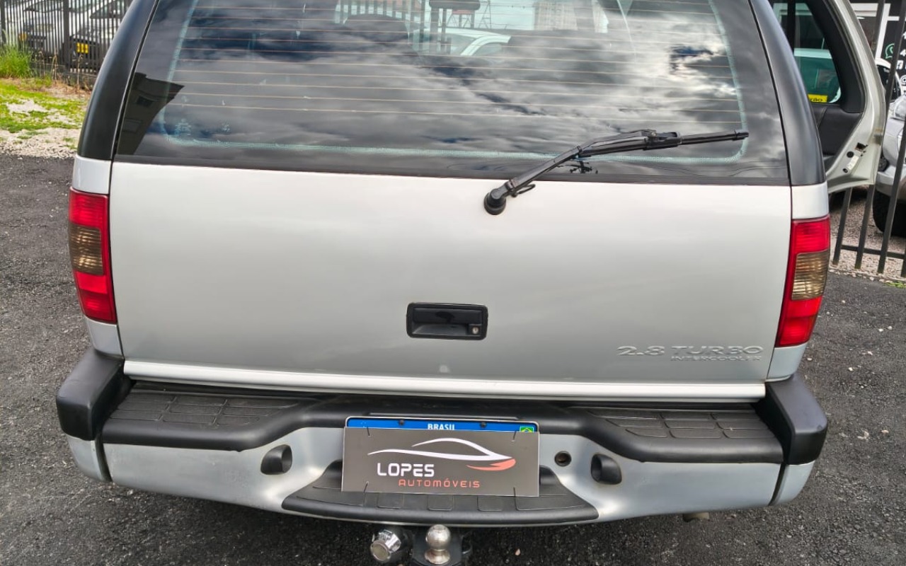 imagem-https://www.socarrao.com.br/sc-vehicle-images-prod/4422900/1792682032643-V2hhdHNBcHAgSW1hZ2UgMjAyNi0xMC0yMCBhdCAxNS4zNC4zOC5qcGVn.jpeg