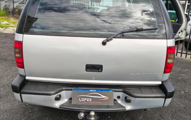 imagem-https://www.socarrao.com.br/sc-vehicle-images-prod/4422900/1792682032643-V2hhdHNBcHAgSW1hZ2UgMjAyNi0xMC0yMCBhdCAxNS4zNC4zOC5qcGVn.jpeg