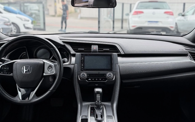 imagem-https://www.socarrao.com.br/sc-vehicle-images-prod/4422929/1792682332987-gb-fdb2834.jpeg