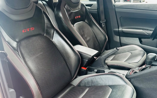 imagem-https://www.socarrao.com.br/sc-vehicle-images-prod/4422980/1792682627272-gb-f669a33.jpeg