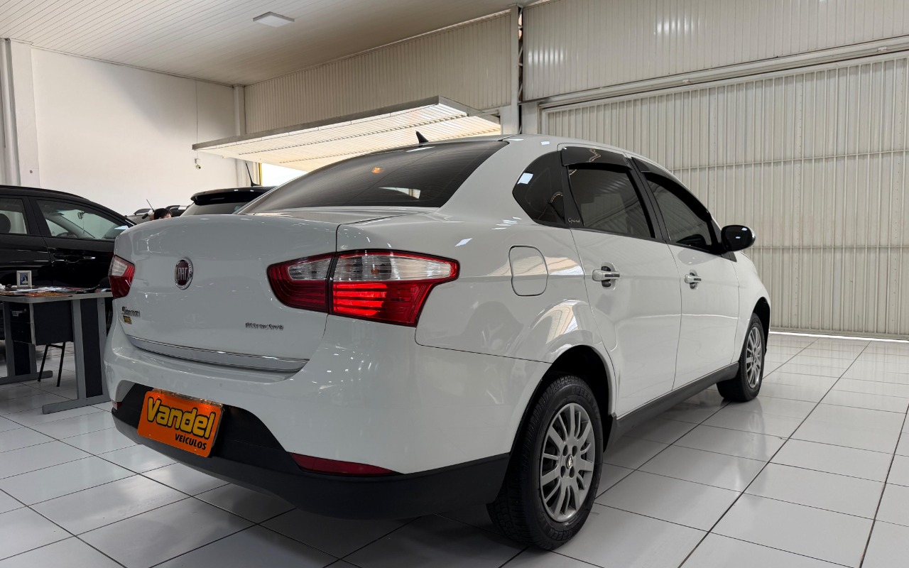 imagem-https://www.socarrao.com.br/sc-vehicle-images-prod/4423012/1792682893131-V2hhdHNBcHAgSW1hZ2UgMjAyNi0xMC0yMiBhdCAxMi4xNi4wNCAoNSkuanBlZw.jpeg