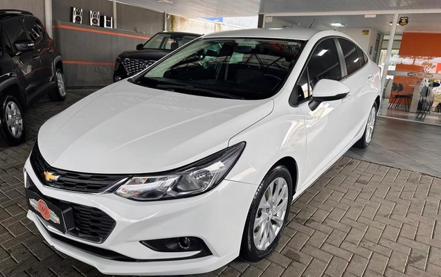 imagem-https://www.socarrao.com.br/sc-vehicle-images-prod/4423105/1792683715573-8594502_2_B_fb7307fa31.jpeg