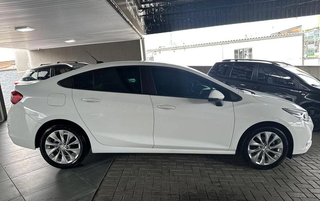 imagem-https://www.socarrao.com.br/sc-vehicle-images-prod/4423105/1792683715580-8594502_3_B_39029c9d69.jpeg