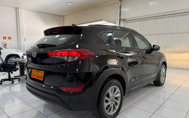 imagem-https://www.socarrao.com.br/sc-vehicle-images-prod/4423185/1792684358903-V2hhdHNBcHAgSW1hZ2UgMjAyNi0xMC0yMiBhdCAxMi4zNy4zMiAoMikuanBlZw.jpeg