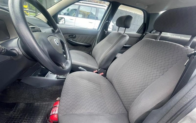 imagem-https://www.socarrao.com.br/sc-vehicle-images-prod/4423223/1792684872614-8595981_1_B_f022214f7f.jpeg