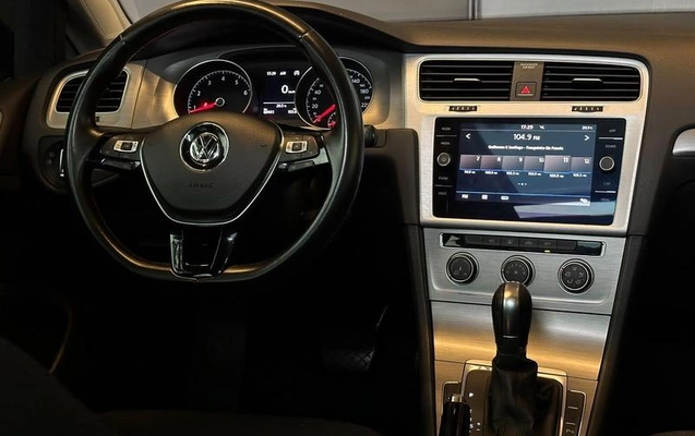 imagem-https://www.socarrao.com.br/sc-vehicle-images-prod/4423241/1792684984181-8591086_10_B_ad73a4a9d2.jpeg