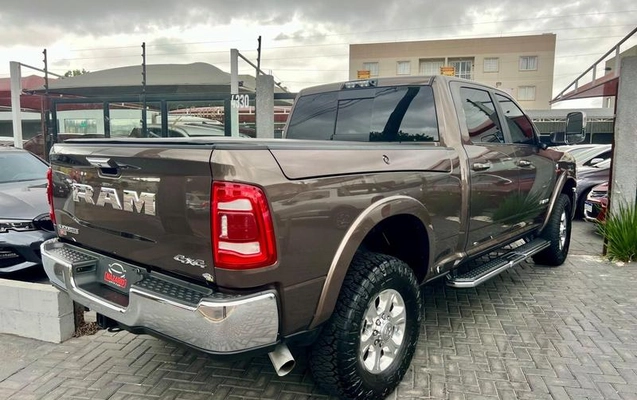 imagem-https://www.socarrao.com.br/sc-vehicle-images-prod/4423245/1792685023948-8592027_9_B_ebbc2edfc0.jpeg