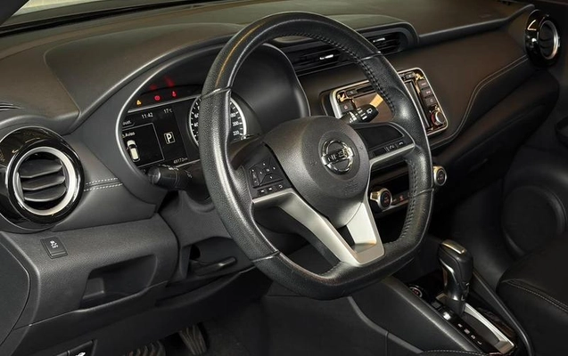 imagem-https://www.socarrao.com.br/sc-vehicle-images-prod/4423280/1792685213636-8574202_11_B_42e6596693.jpeg