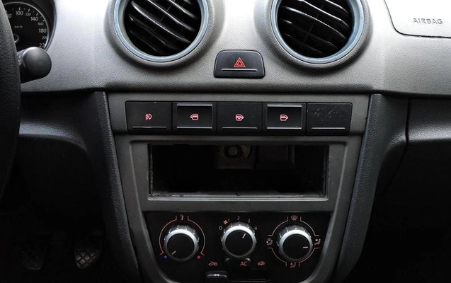 imagem-https://www.socarrao.com.br/sc-vehicle-images-prod/4423323/1792685542368-8589582_8_B_8cd67f3385.jpeg