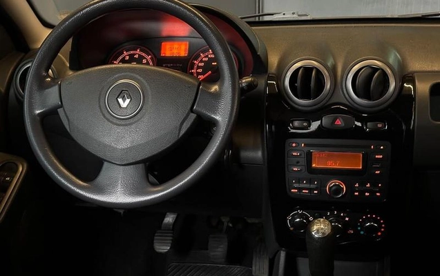 imagem-https://www.socarrao.com.br/sc-vehicle-images-prod/4423325/1792685552935-8541490_12_B_3766c6db9d.jpeg