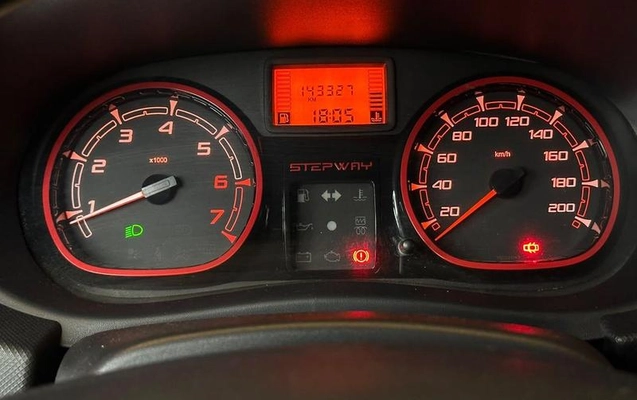 imagem-https://www.socarrao.com.br/sc-vehicle-images-prod/4423325/1792685553002-8541490_2_B_5cf8e90352.jpeg