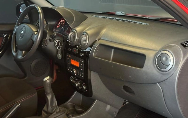 imagem-https://www.socarrao.com.br/sc-vehicle-images-prod/4423325/1792685553028-8541490_7_B_32b530df67.jpeg