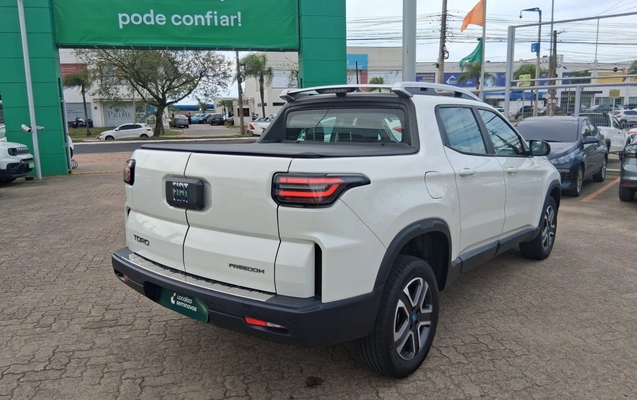 imagem-https://www.socarrao.com.br/sc-vehicle-images-prod/4423349/1792685690894-1_022442.jpg
