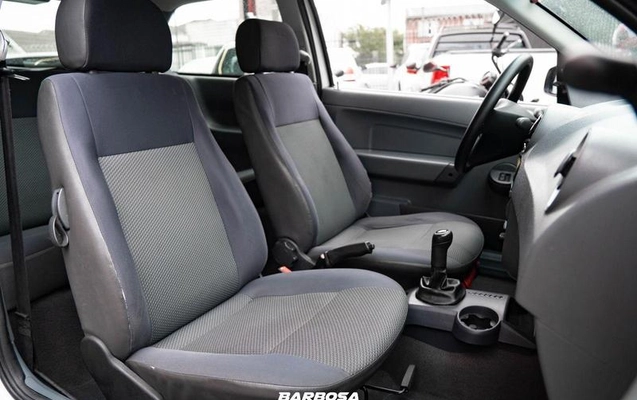 imagem-https://www.socarrao.com.br/sc-vehicle-images-prod/4423544/1792687411410-8592918_7_B_f8ad3f55fd.jpeg