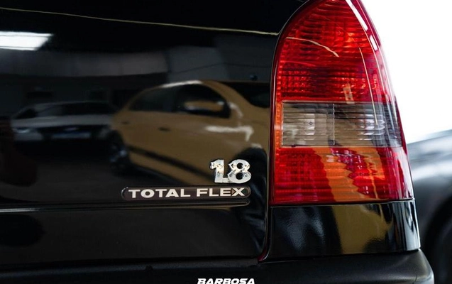 imagem-https://www.socarrao.com.br/sc-vehicle-images-prod/4423545/1792687440491-8491616_4_B_18c194d5f7.jpeg