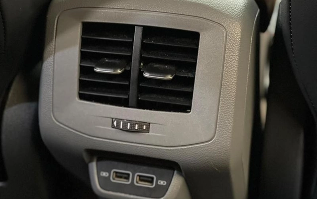 imagem-https://www.socarrao.com.br/sc-vehicle-images-prod/4423632/1792688070876-8591754_0_B_0f34b117d2.jpeg