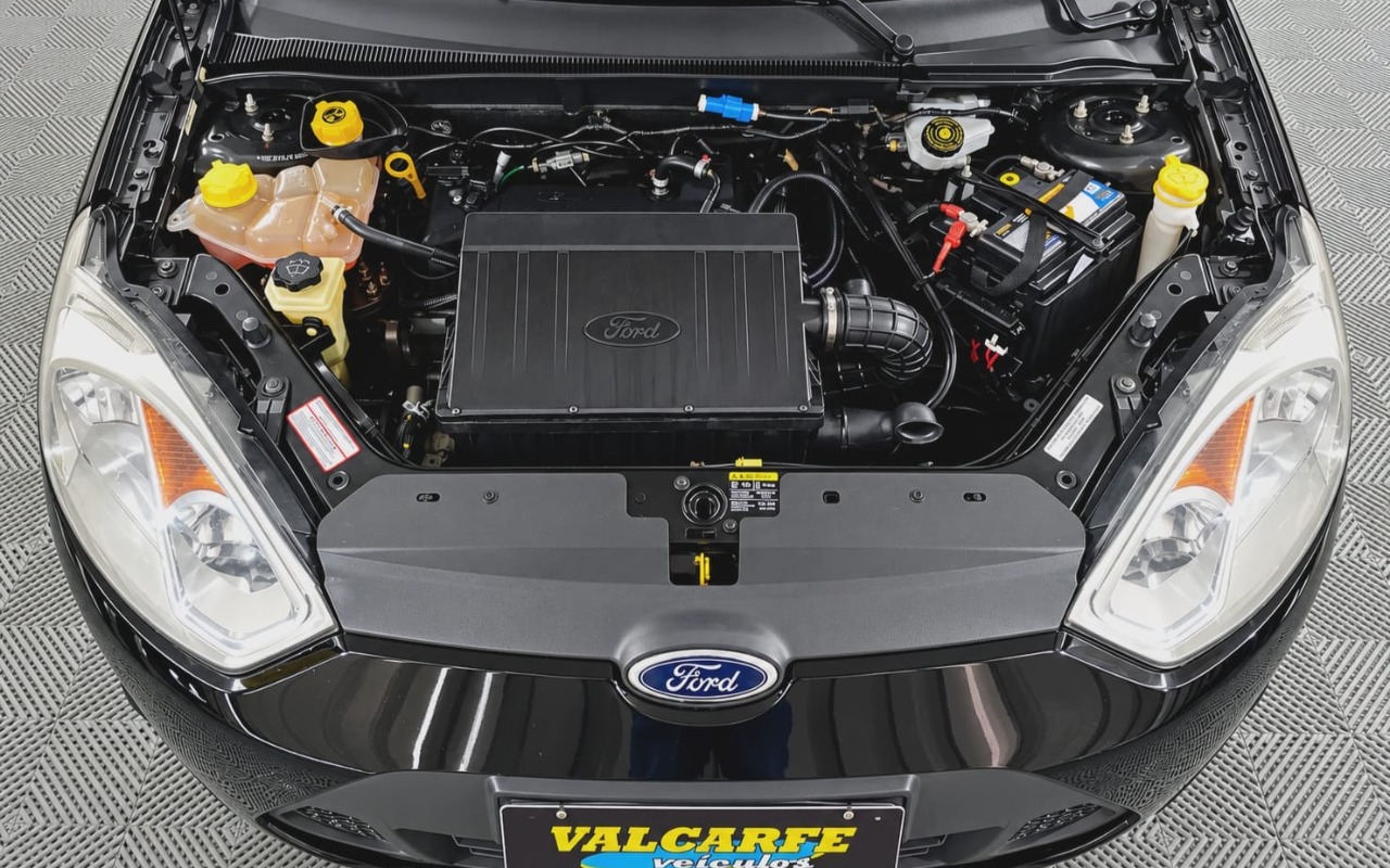 imagem-https://www.socarrao.com.br/sc-vehicle-images-prod/4423639/1792688153963-OC4uanBn.jpg