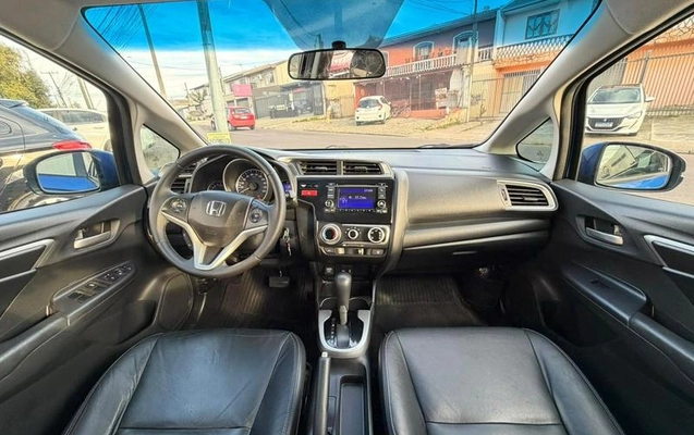 imagem-https://www.socarrao.com.br/sc-vehicle-images-prod/4423686/1792688550912-8596168_0_B_7b5b3f3c0e.jpeg