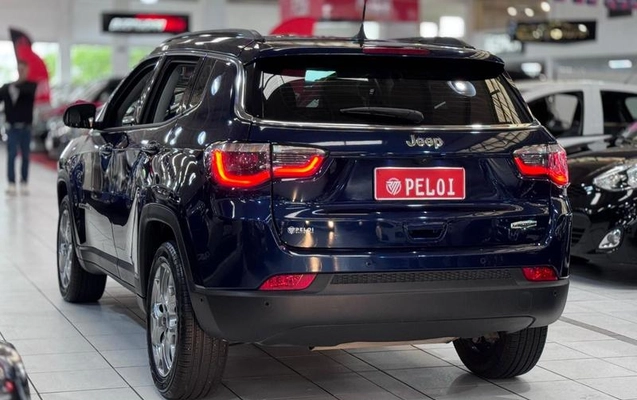imagem-https://www.socarrao.com.br/sc-vehicle-images-prod/4423698/1792689955222-8594281_14_B_f9cf47a10a.jpeg