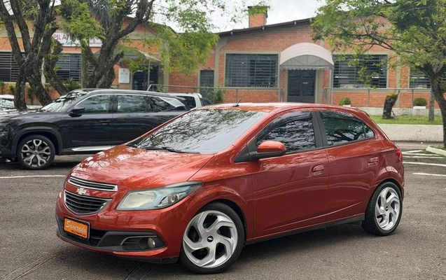 imagem-https://www.socarrao.com.br/sc-vehicle-images-prod/4423756/1792688891172-8578337_8_B_915fe44f8b.jpeg