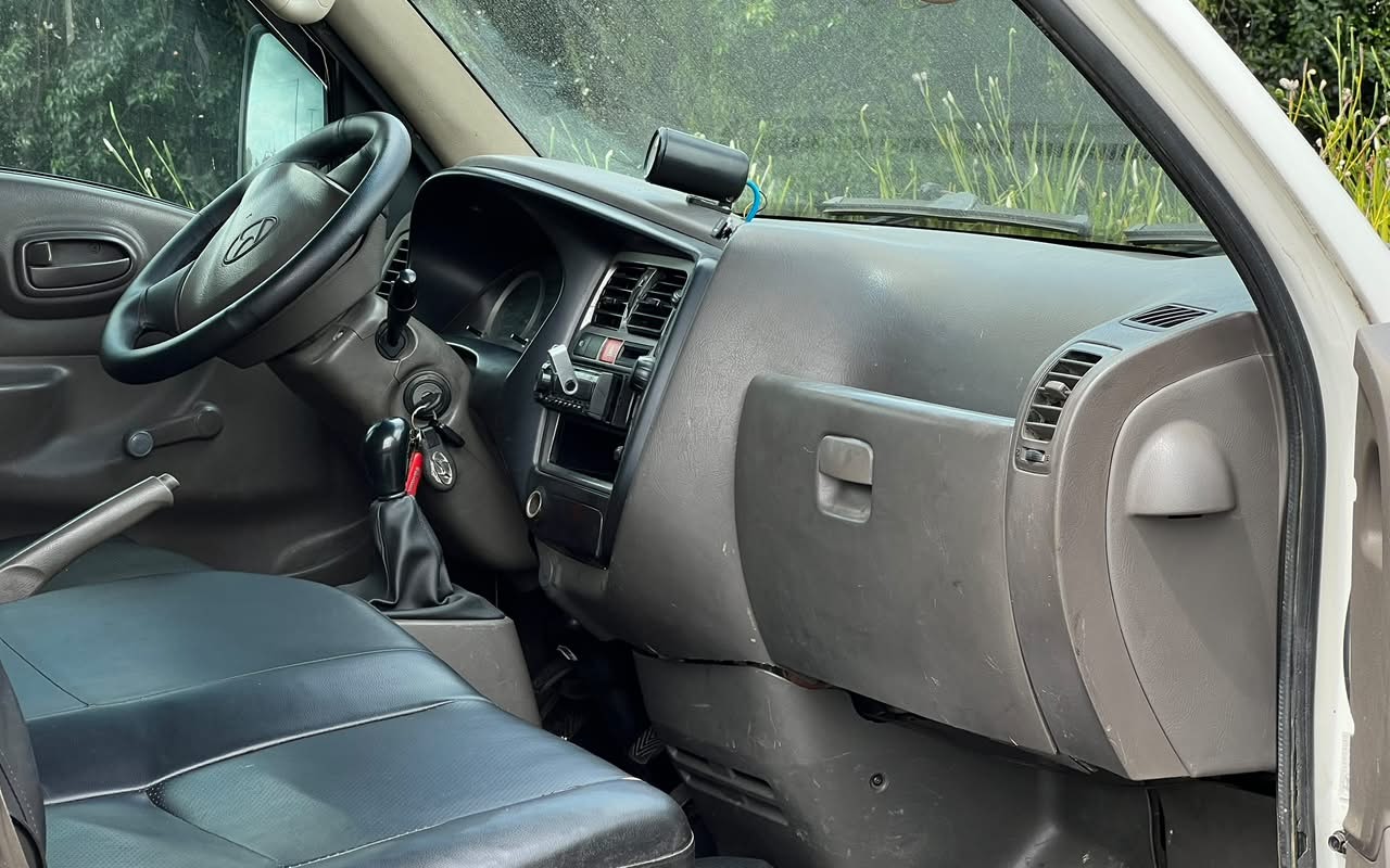 imagem-https://www.socarrao.com.br/sc-vehicle-images-prod/4423775/1792689039740-V2hhdHNBcHAgSW1hZ2UgMjAyNi0xMC0yMSBhdCAxNC4wNC4wNi5qcGVn.jpeg