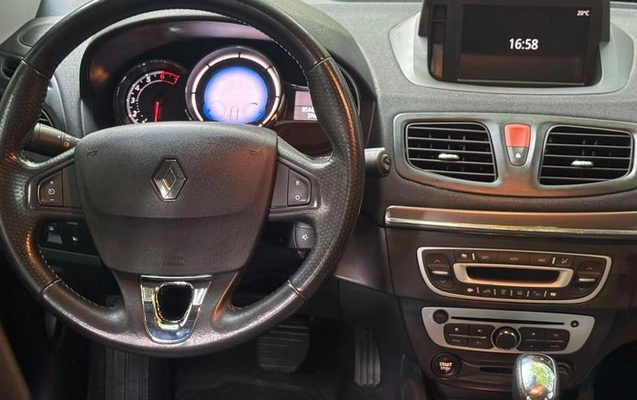 imagem-https://www.socarrao.com.br/sc-vehicle-images-prod/4423789/1792689131554-8577046_8_B_d11d34ebff.jpeg
