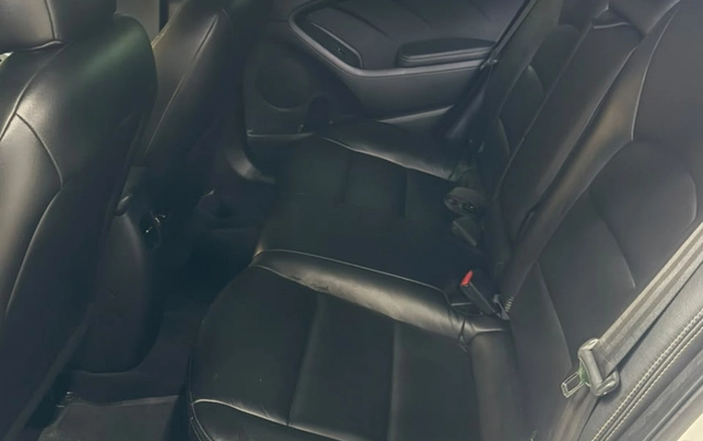 imagem-https://www.socarrao.com.br/sc-vehicle-images-prod/4423809/1792689485857-kdotgT0idWNQJ6WGRMLhvWXz06Z2rAWE.jpg