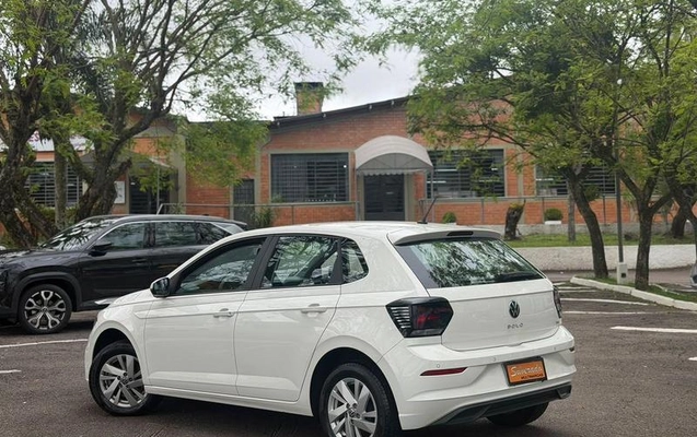 imagem-https://www.socarrao.com.br/sc-vehicle-images-prod/4423815/1792689498678-8592799_15_B_40fff61776.jpeg