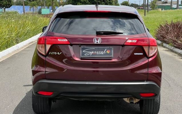 imagem-https://www.socarrao.com.br/sc-vehicle-images-prod/4423821/1792689510149-V2hhdHNBcHAgSW1hZ2UgMjAyNi0xMC0yMSBhdCAxNS4yOS4zOSAoMSkuanBlZw.jpeg