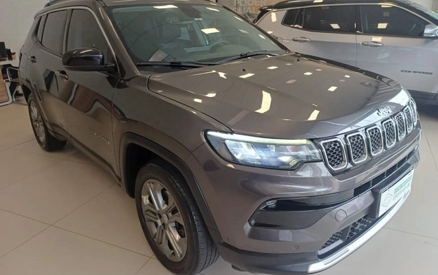 imagem-https://www.socarrao.com.br/sc-vehicle-images-prod/4423842/1792690390846-vehicle_image_1792690190_92f39e48311d603f8f59119686c241b4.jpeg