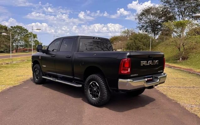 imagem-https://www.socarrao.com.br/sc-vehicle-images-prod/4423864/1792689706148-V2hhdHNBcHAgSW1hZ2UgMjAyNi0xMC0yMSBhdCAxNC41OS41NyAoMykuanBlZw.jpeg